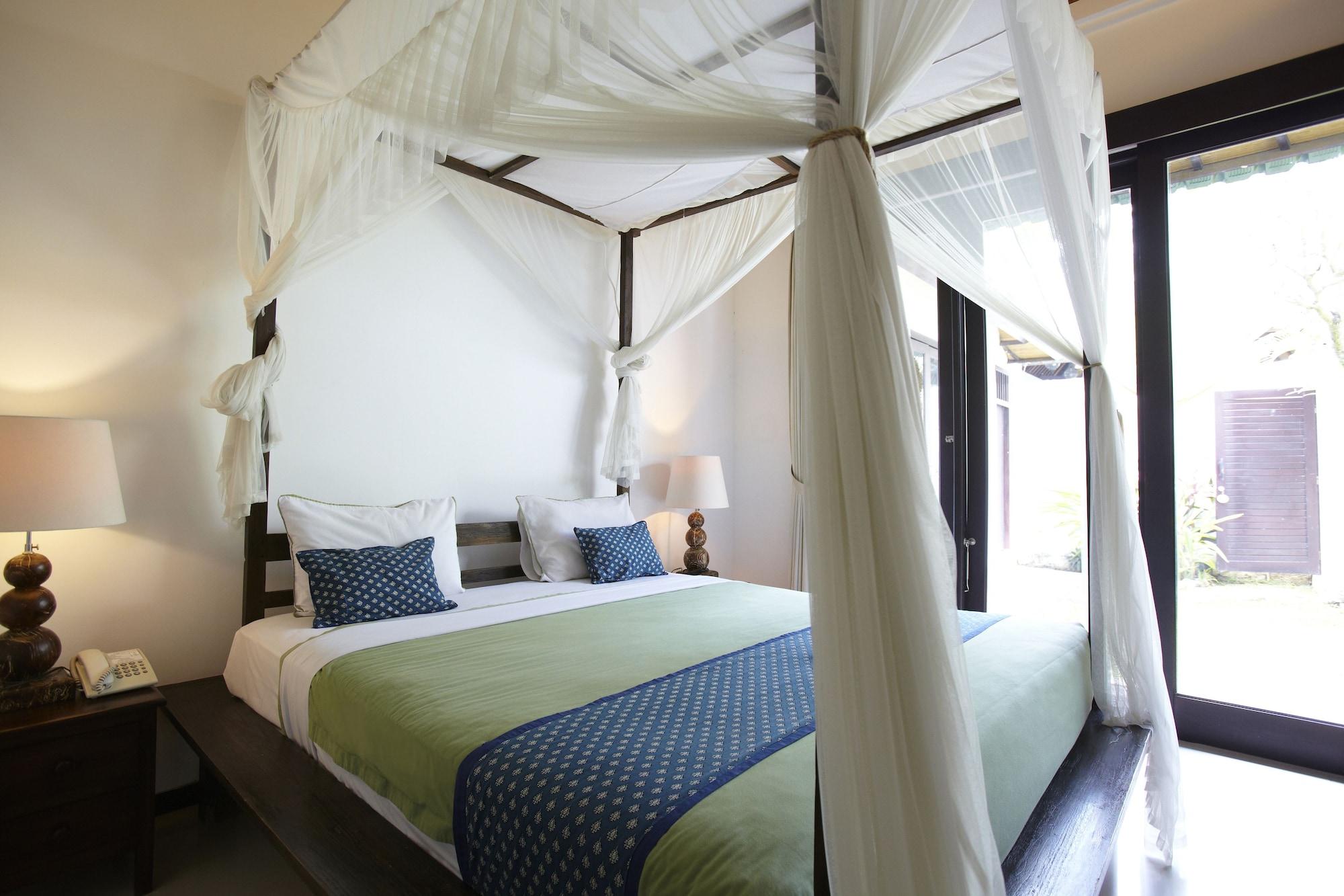 Artemis Villa Hotel Семиняк Екстериор снимка