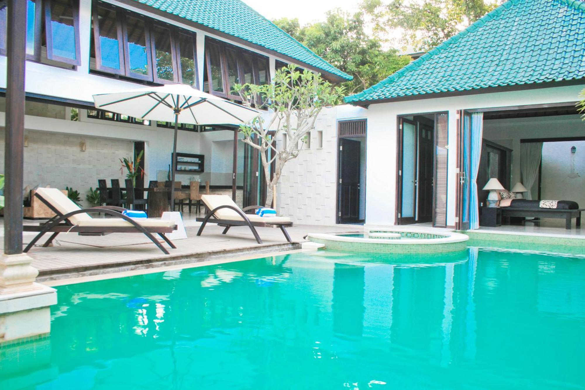 Artemis Villa Hotel Семиняк Екстериор снимка