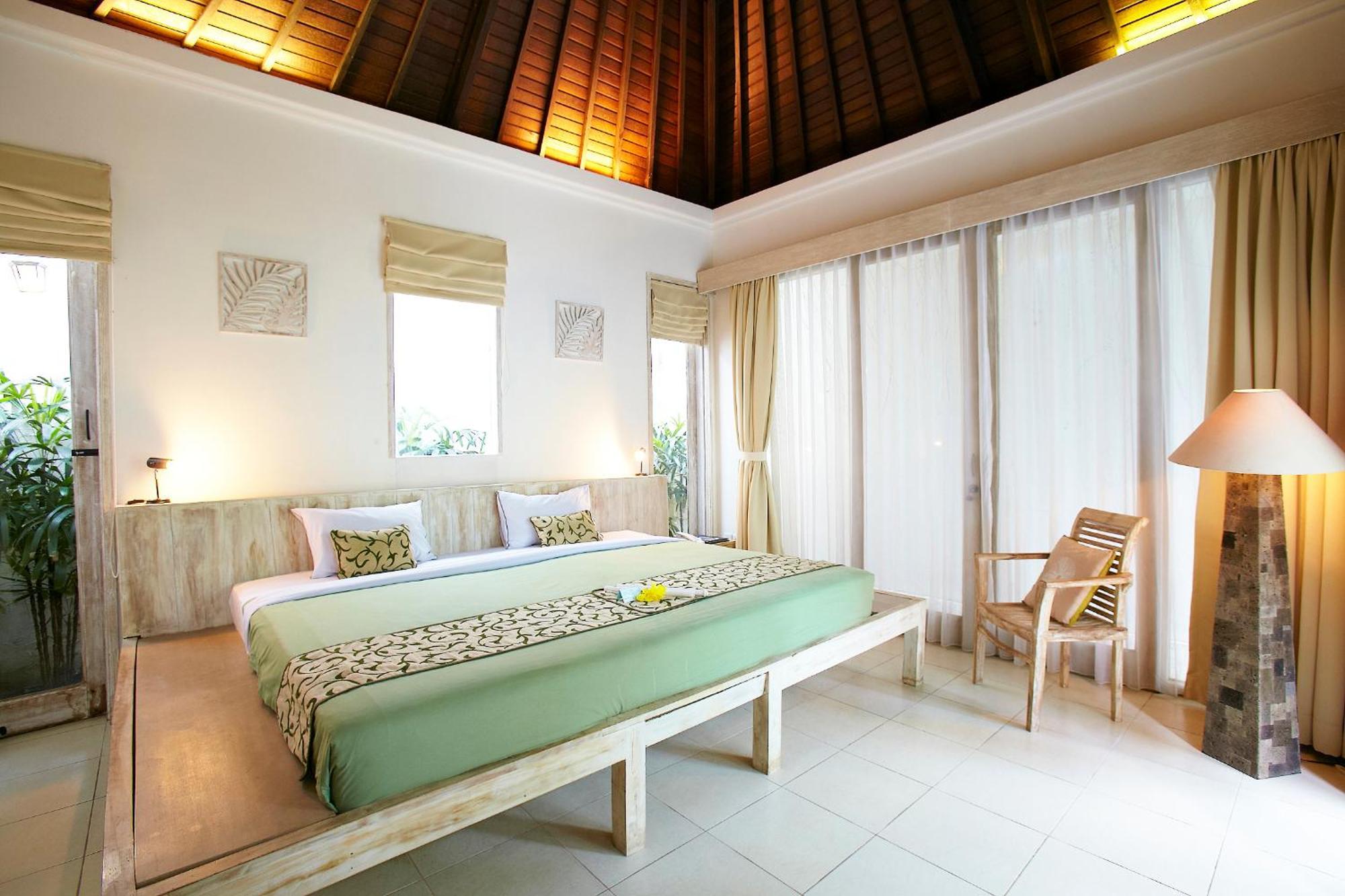 Artemis Villa Hotel Семиняк Екстериор снимка